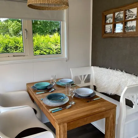 Rustig Liggend Chalet Op Recreatiepark De Rhederlaagse Meren *
