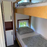 Rustig Liggend Chalet Op Recreatiepark De Rhederlaagse Meren Horská chata *