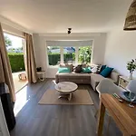Horská chata Rustig Liggend Chalet Op Recreatiepark De Rhederlaagse Meren *