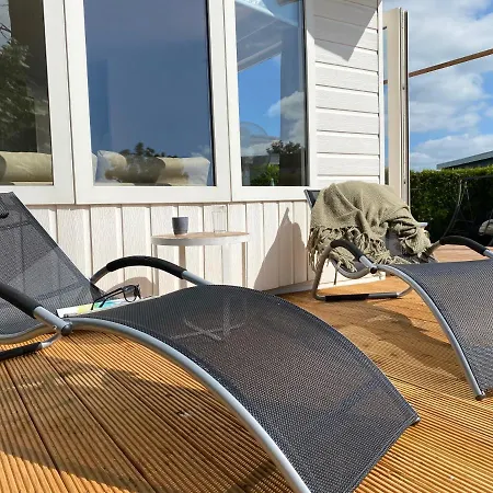 Horská chata Rustig Liggend Chalet Op Recreatiepark De Rhederlaagse Meren *